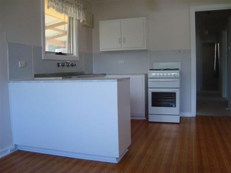 1 Redman Crescent, Kingston Se SA 5275