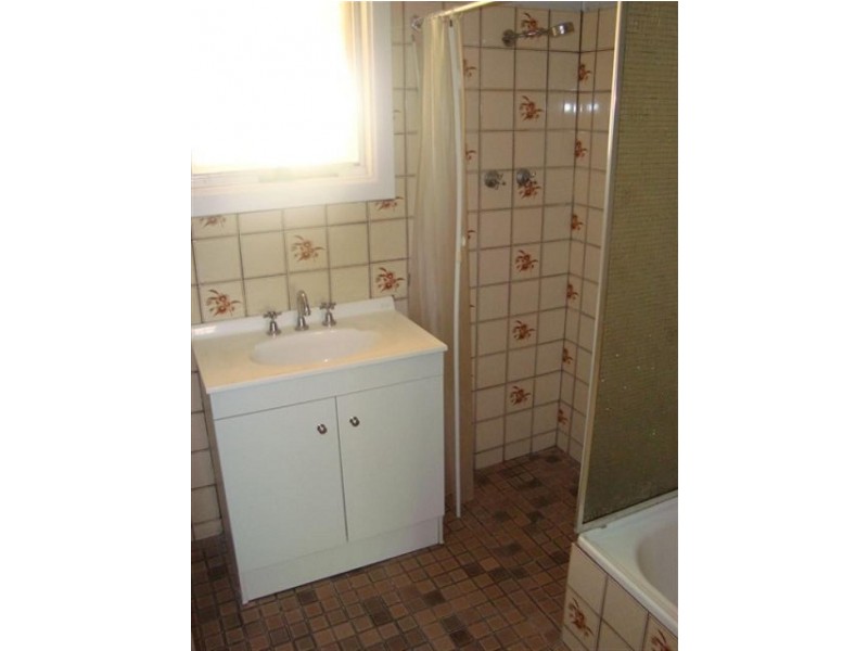 1 Redman Crescent, Kingston Se SA 5275