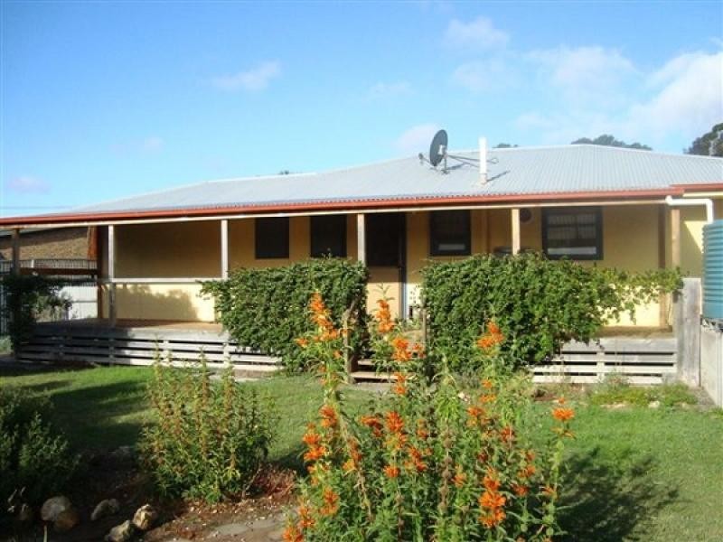 1 Redman Crescent, Kingston Se SA 5275