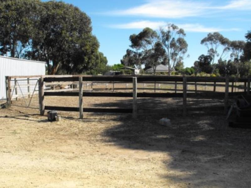 25 Pinkerton Road, Naracoorte SA 5271