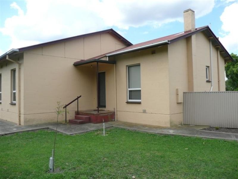 23 McMorron Street, Millicent SA 5280