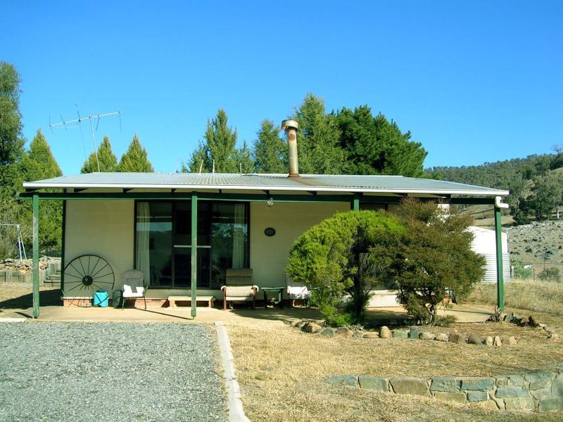 5 DUTTON PLACE, Wee Jasper NSW 2582