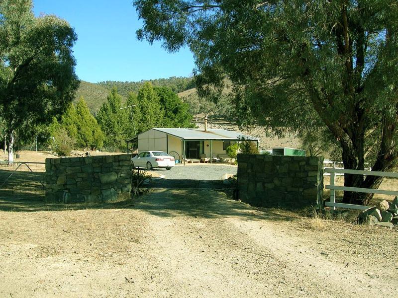 5 DUTTON PLACE, Wee Jasper NSW 2582