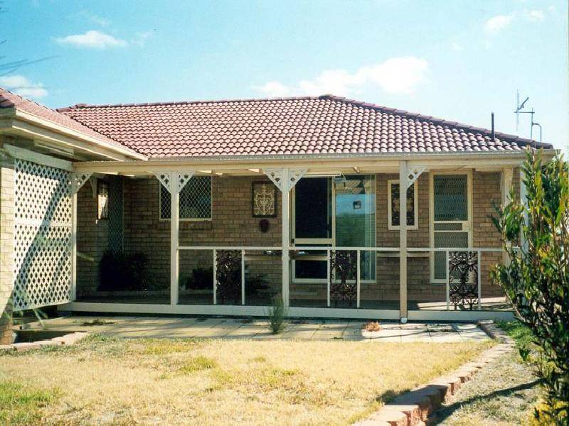 15 SAMUEL PLACE, Goulburn NSW 2580