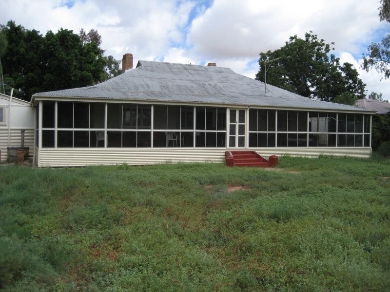 2 KM SOUTH WEST OF BREWARRINA, Brewarrina NSW 2839 the real estate