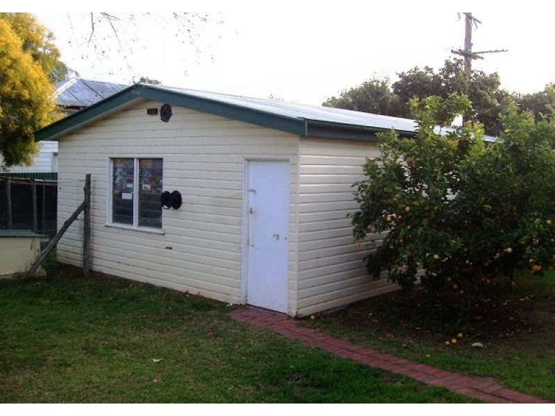 6 Wingadee St, Coonamble NSW 2829