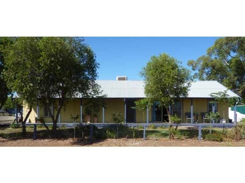 1 Cobar St, Nyngan NSW 2825
