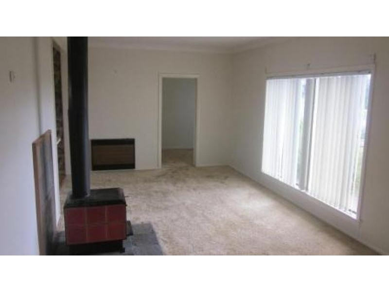 151N LAGOON STREET, Walcha NSW 2354