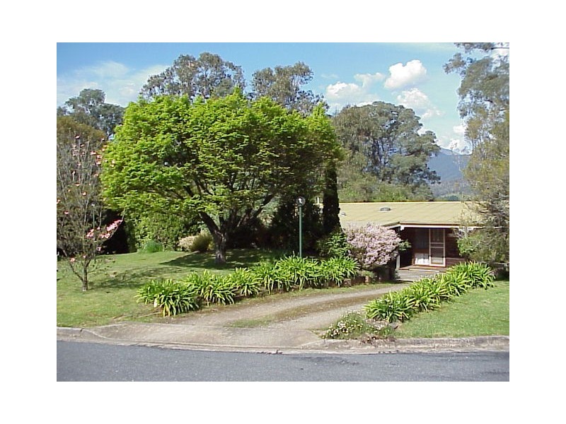 9 Braeside Court, Tawonga South VIC 3698