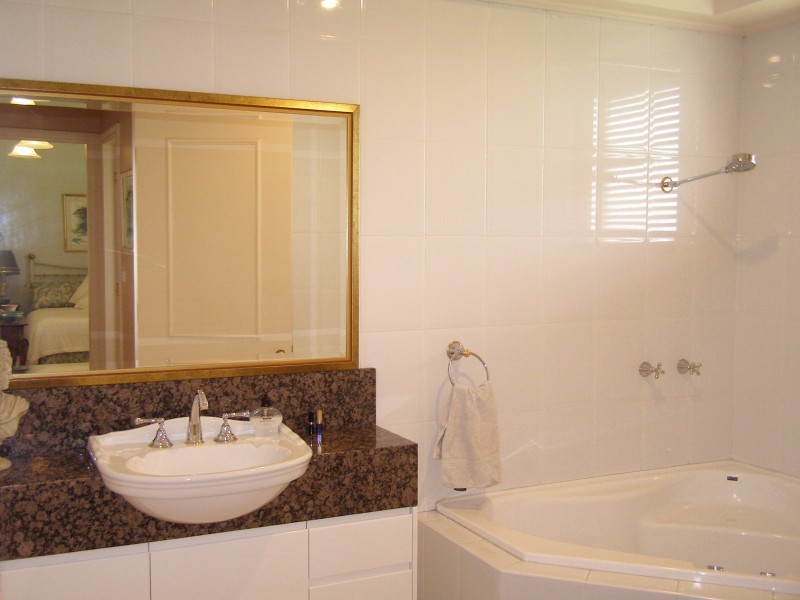 “SANDALYN” 162 Wilderness Road, Lovedale NSW 2325