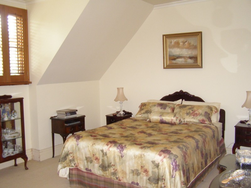 “SANDALYN” 162 Wilderness Road, Lovedale NSW 2325