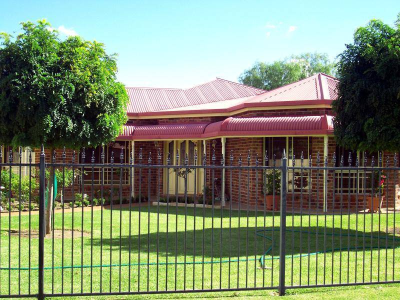 18 BERTRAM STREET, Coonamble NSW 2829