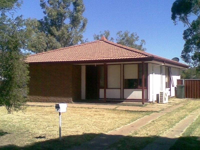 10 Edward St, Coonamble NSW 2829