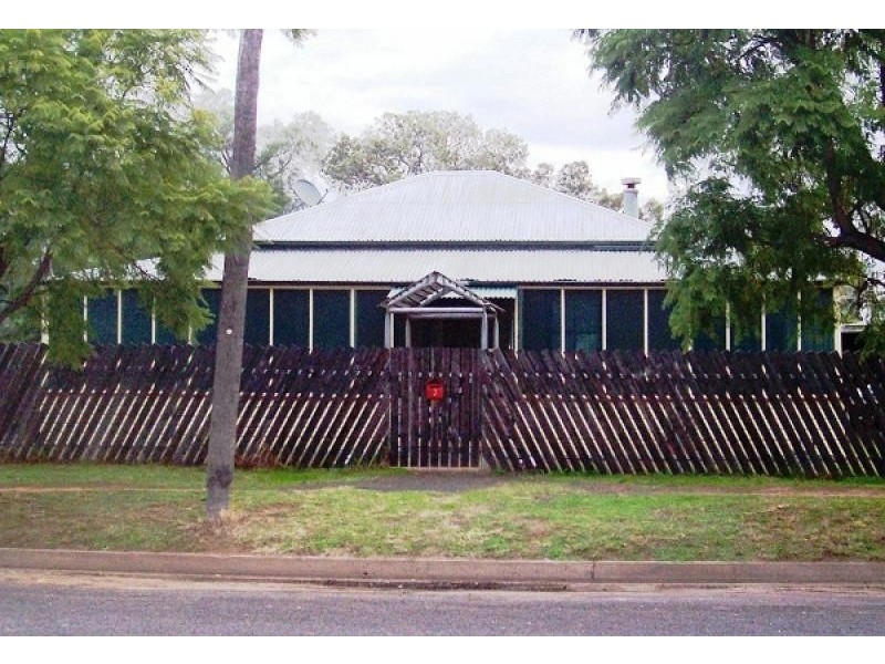 3 Mendooran St, Coonamble NSW 2829