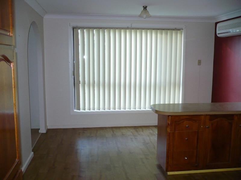 1 CEDAR CRESCENT, Forbes NSW 2871