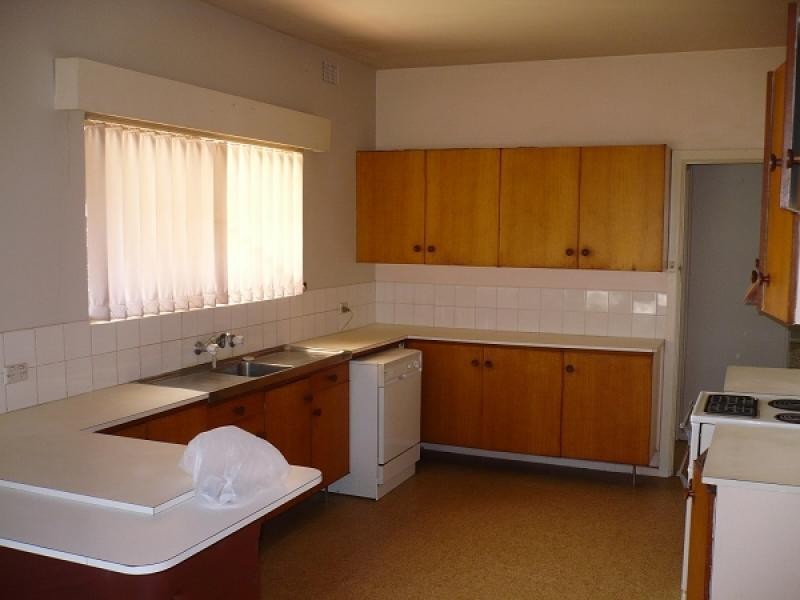 50 PATTERSON STREET, Forbes NSW 2871