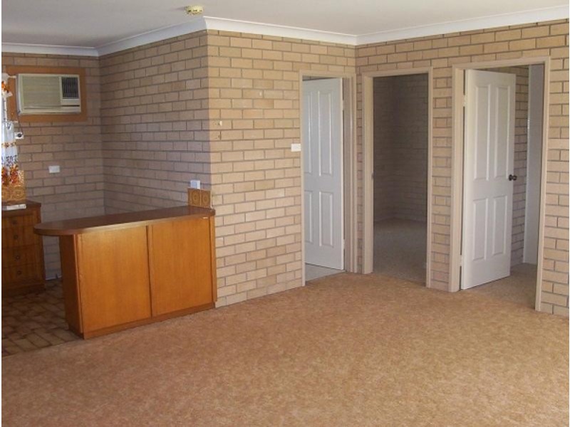 18-24 Coolabah Street, Forbes NSW 2871