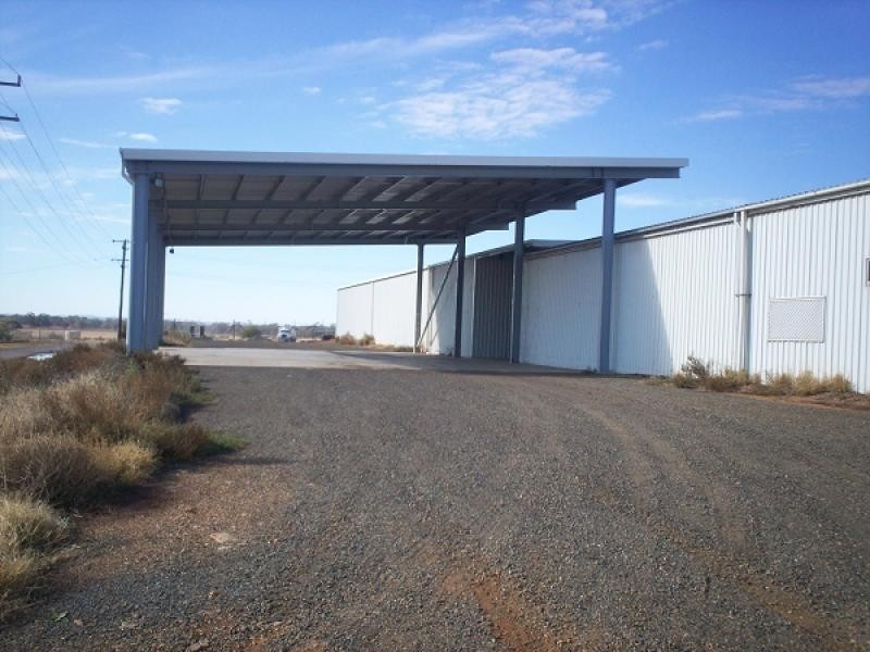 15 Landrace Rd, Forbes NSW 2871