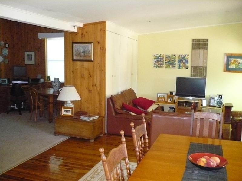 20 Elgin Street, Forbes NSW 2871