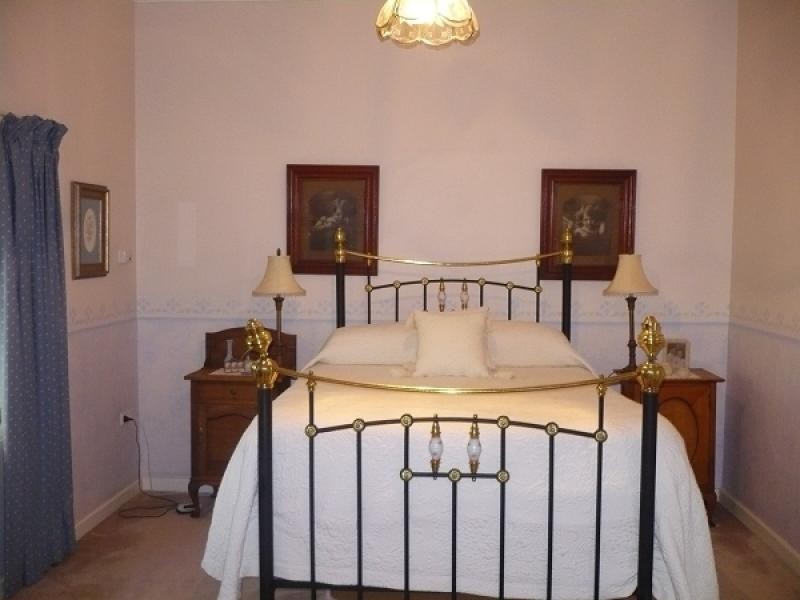 20 Elgin Street, Forbes NSW 2871