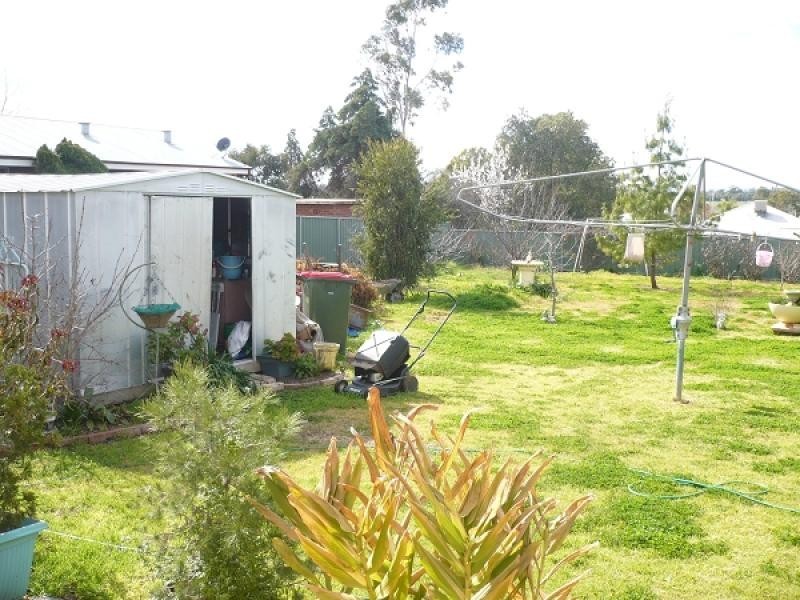 88 Flint Street, Forbes NSW 2871