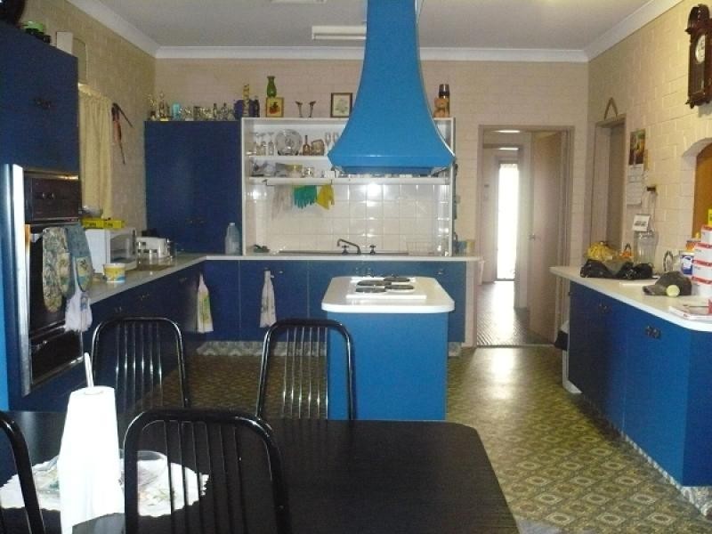 8-10 Palmer Crescent, Forbes NSW 2871