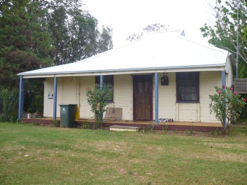 72 Templar Street, Forbes NSW 2871