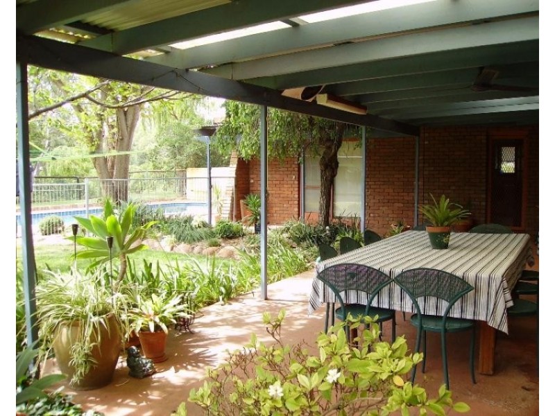 138 Flint Street, Forbes NSW 2871