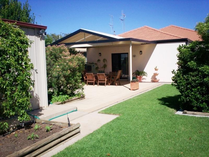 4 William St, Forbes NSW 2871