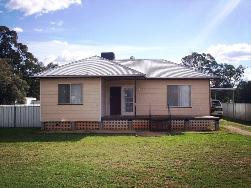 144 York Street, Forbes NSW 2871