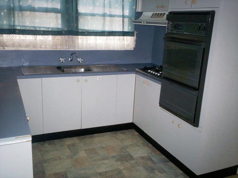 84 Farnell St, Forbes NSW 2871