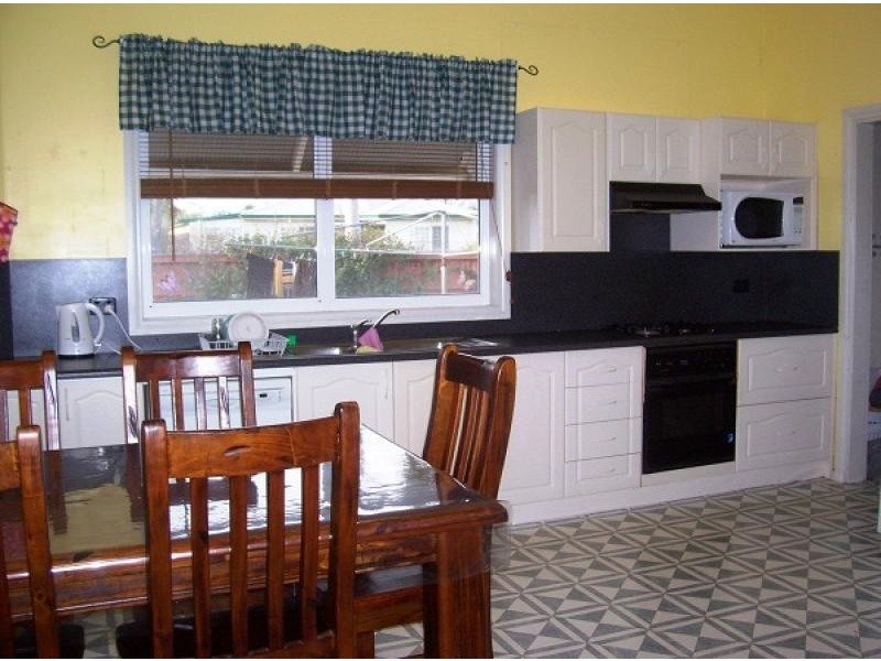 6 Wingadee St, Coonamble NSW 2829