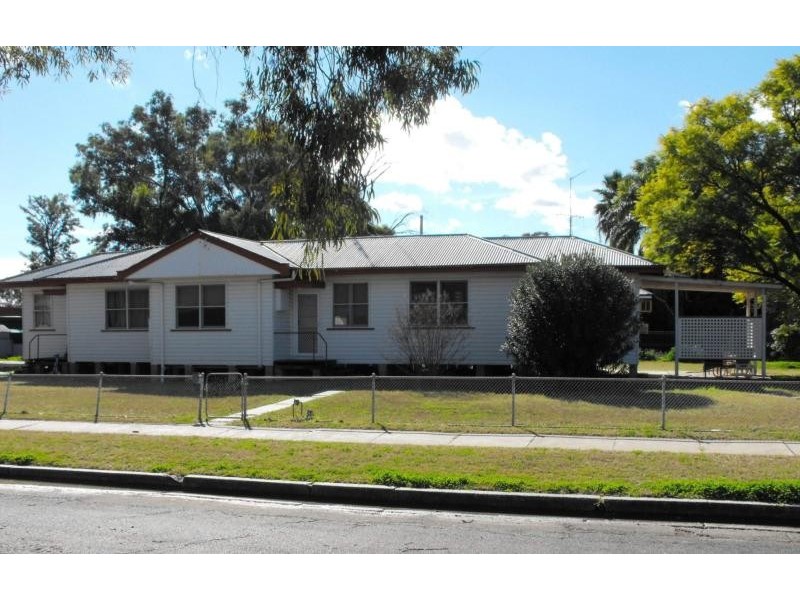 32 Euroka Street, Walgett NSW 2832