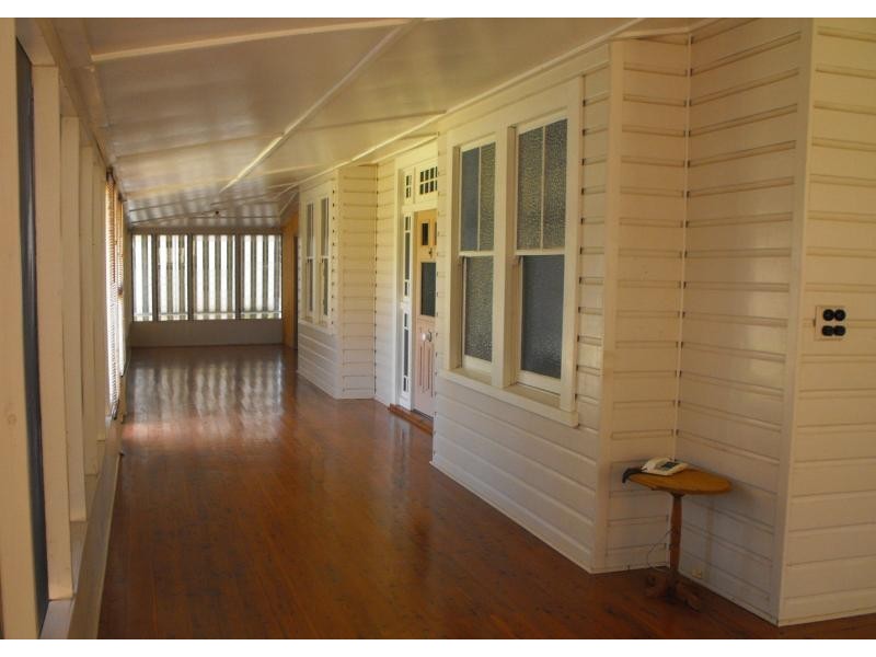 9 Charles Street, Coonamble NSW 2829