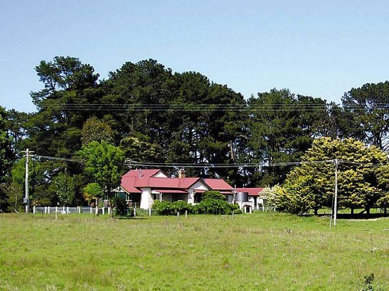 BOOROLONG ROAD, Armidale NSW 2350