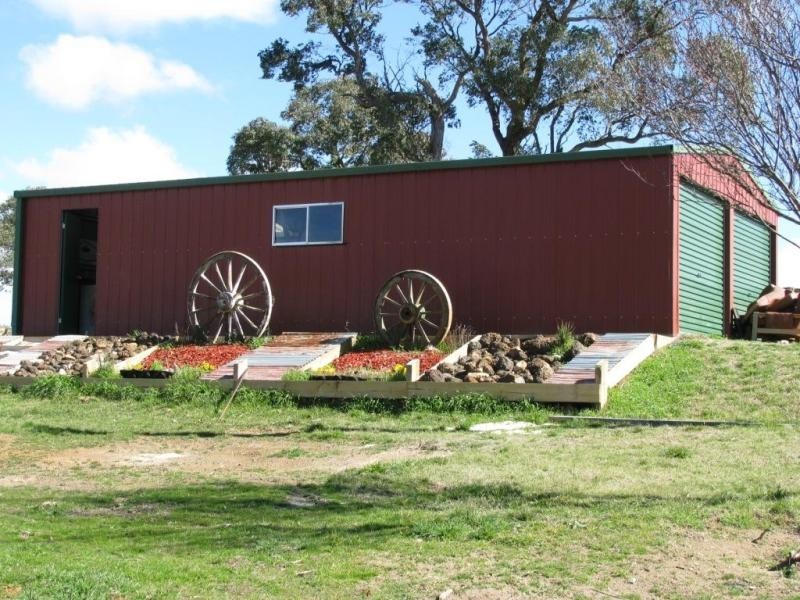 387 Thunderbolts Way, Walcha NSW 2354