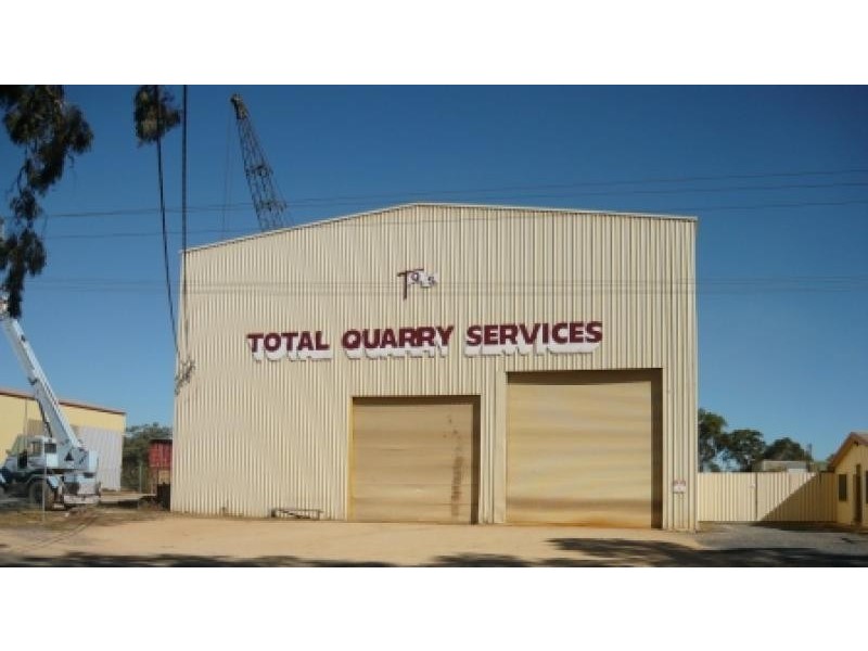 10 Telegraph Road Young, Young NSW 2594