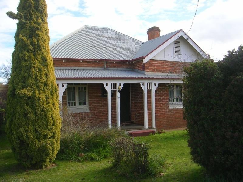66 Marsden St, Boorowa NSW 2586