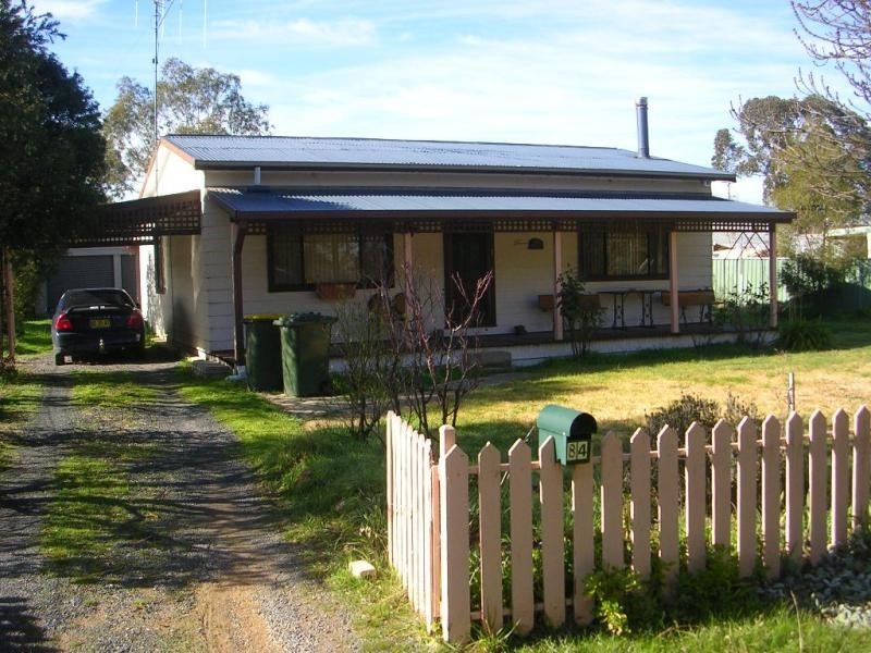 84 COURT ST, Boorowa NSW 2586