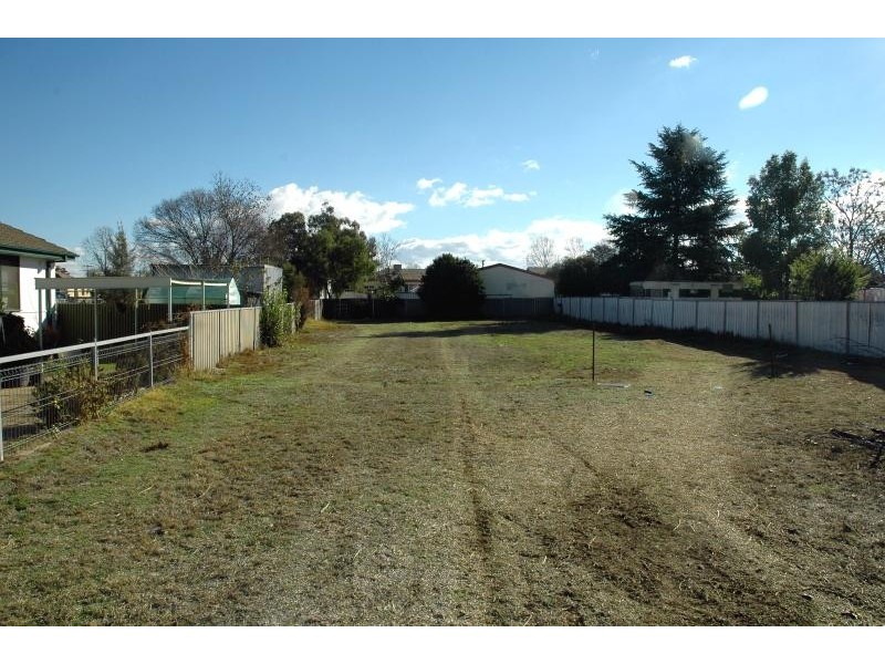 16 Stewart Street, Cowra NSW 2794