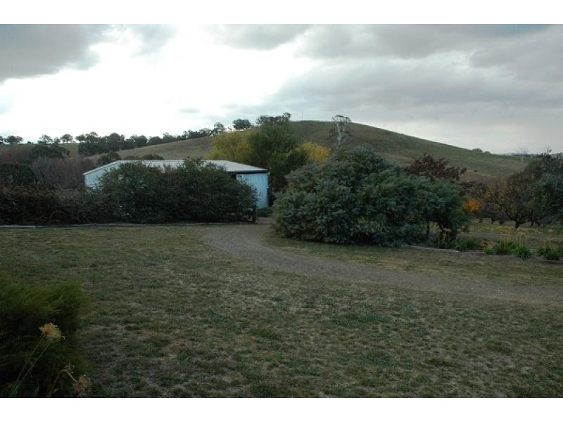 201 Errowanbang Road, Carcoar NSW 2791