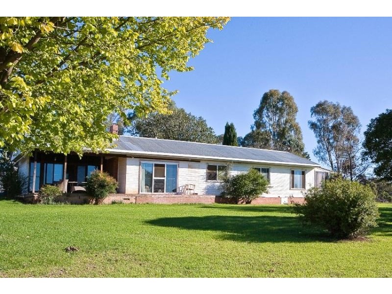 425 Millamolong Station Rd, Mandurama NSW 2792