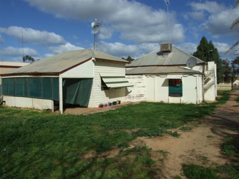 25 Marsden, Condobolin NSW 2877