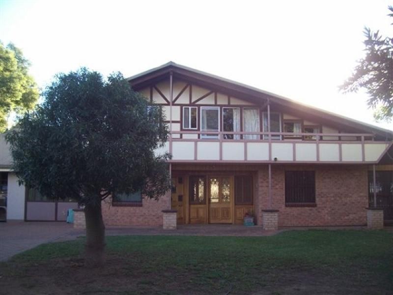 21 Floyd St, Coonamble NSW 2829