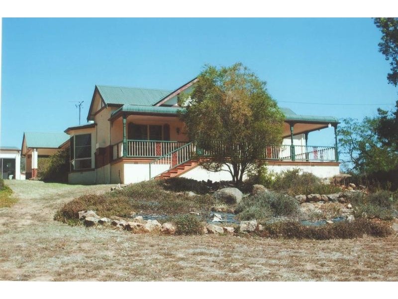 16 Orange Road, Manildra NSW 2865