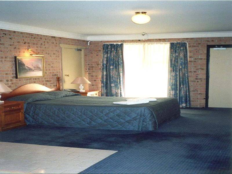 69 SYDNEY ROAD, Goulburn NSW 2580