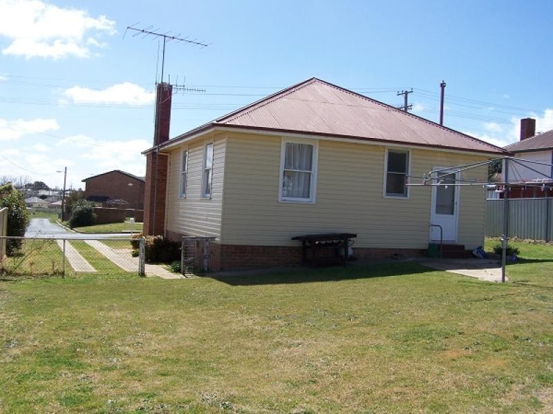 4 Churchill Street, Goulburn NSW 2580