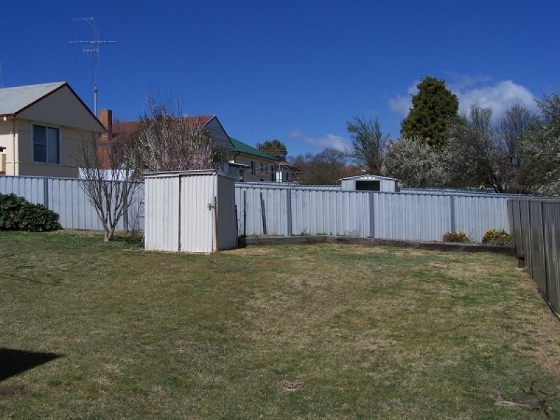 4 Churchill Street, Goulburn NSW 2580