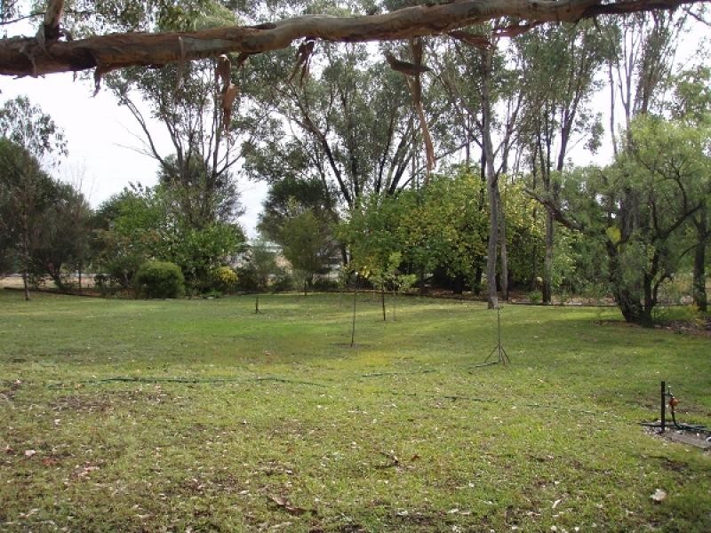 Oakwood NSW 2360