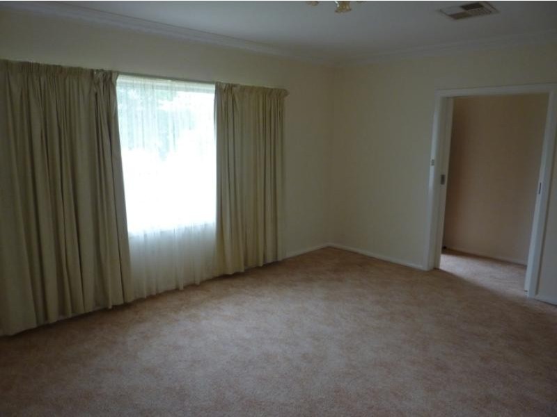 10 Bogan St, Nyngan NSW 2825